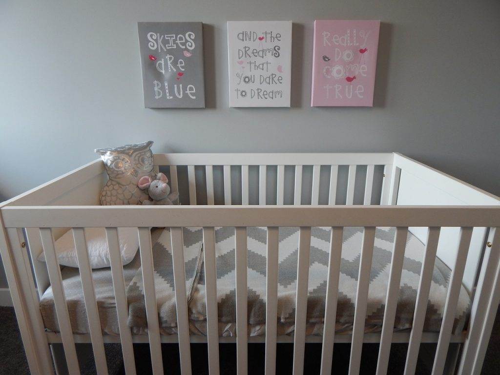 baby's crib room design
